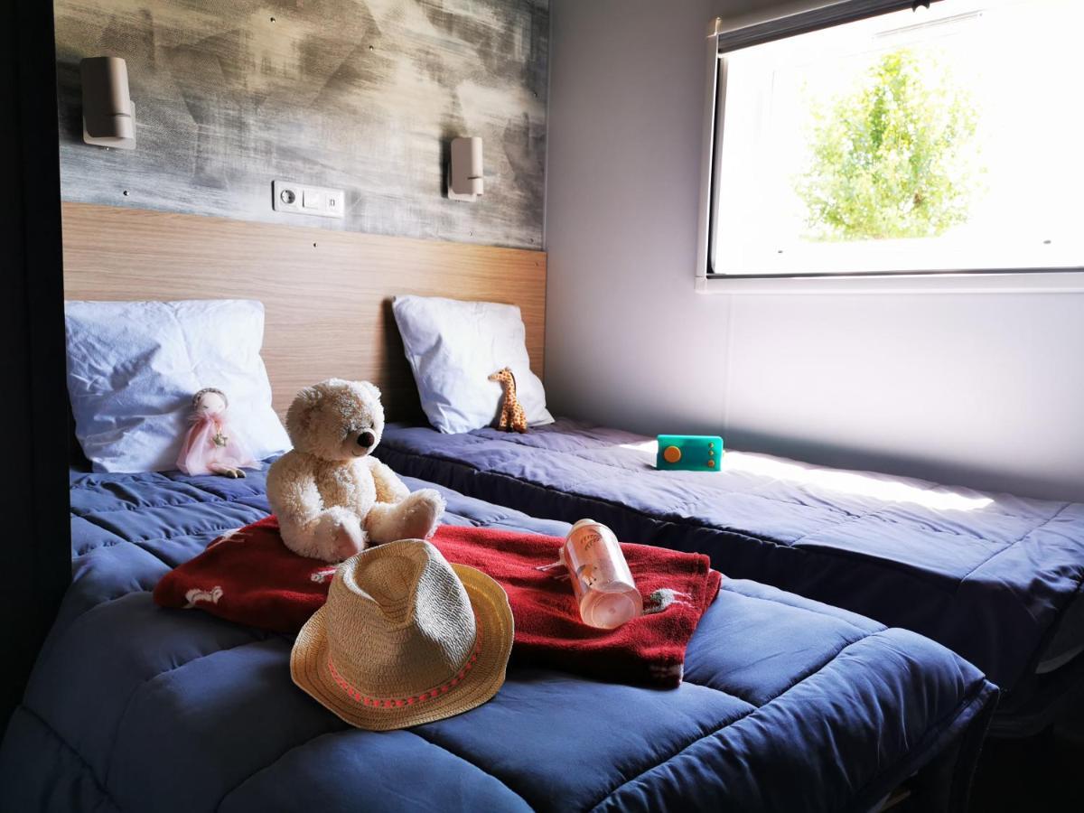 Camping Les Places Dorees แซ็งต์-ฌอง-เดอ-มองต์ ภายนอก รูปภาพ